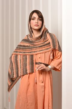 تصویر شال موندیال پلیسه دوردوخت منگوله‌دار