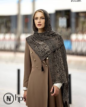 تصویر شال حریرکجراه پلیسه دوردوخت