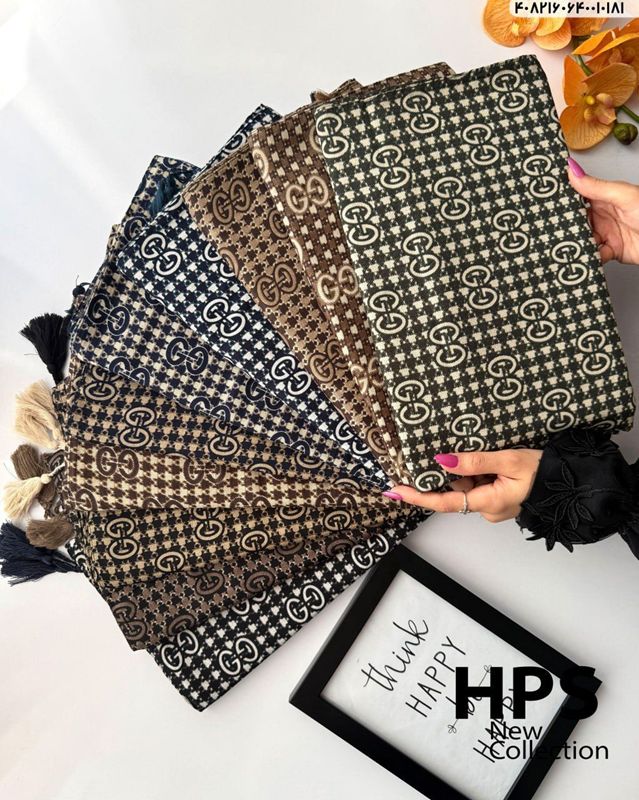 تصویر  روسری سی‌آی‌اسکارف دوردوخت منگوله‌دار