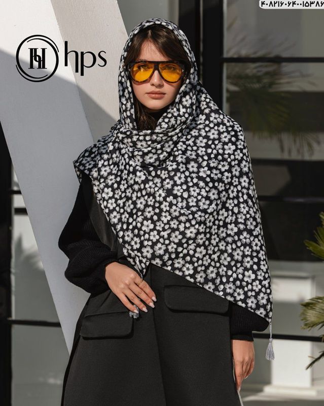 تصویر  روسری سی آی اسکارف دوردوخت منگوله دار 140