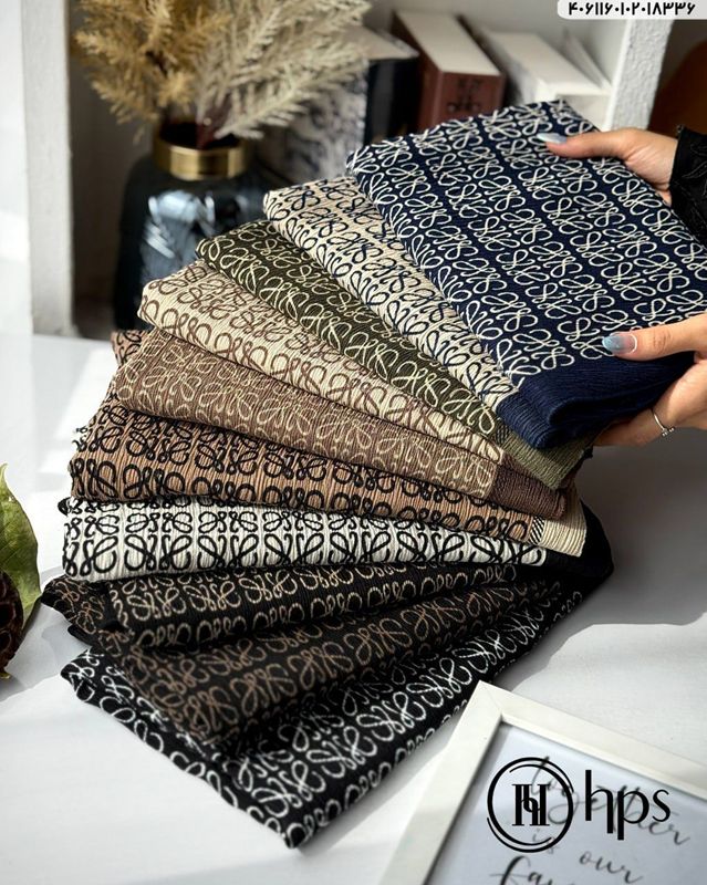 تصویر  شال سی آی اسکارف پلیسه دور دوخت