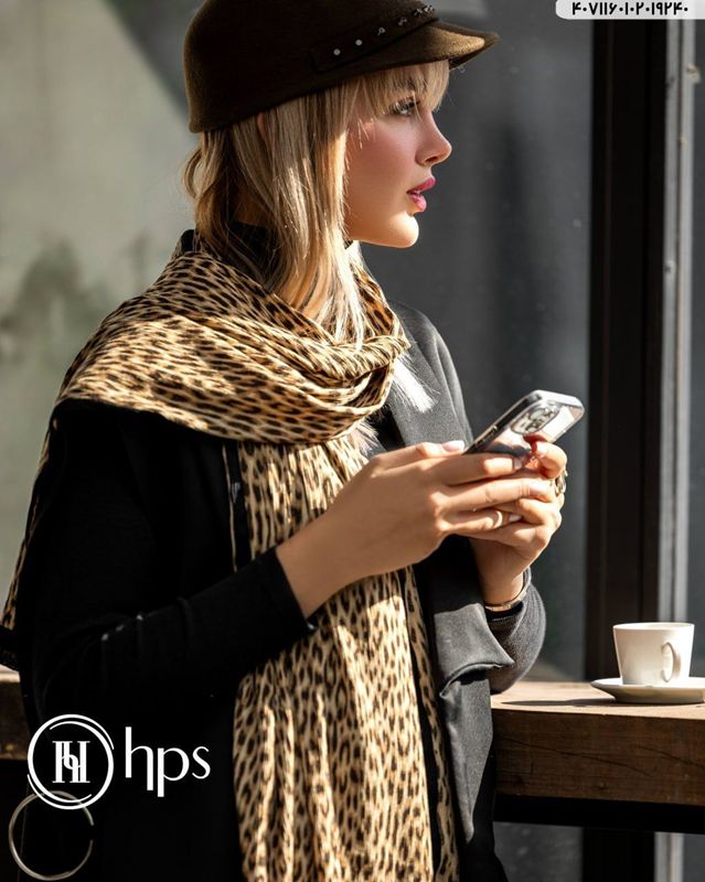 تصویر  شال سی آی اسکارف پلیسه دور دوخت