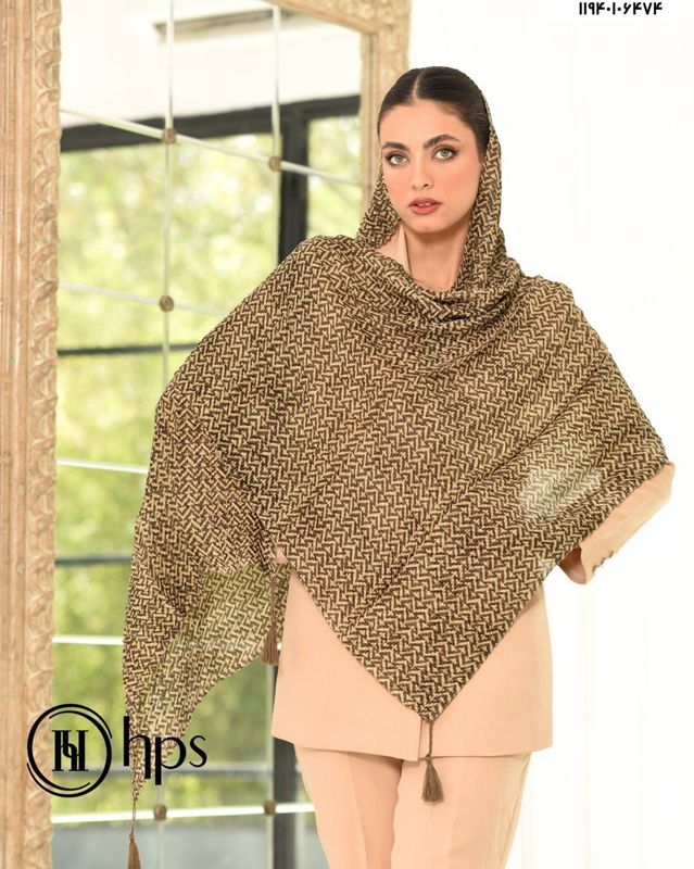 تصویر  شال نخی ترک پلیسه دور دوخت