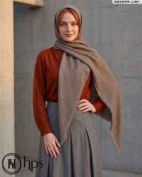 تصویر روسری نخی کرپ چهارطرف ریشه 140